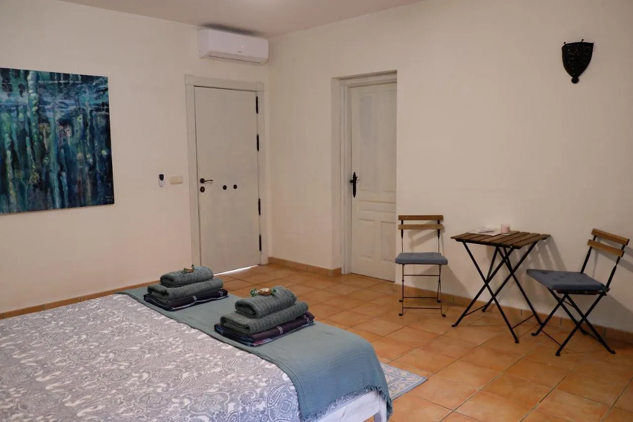 Bed & Breakfast Vegan Guesthouse Finca Pereila Coín Španělsko